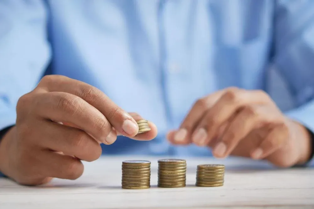 How to Pay Employees at Your Startup (August 2026)